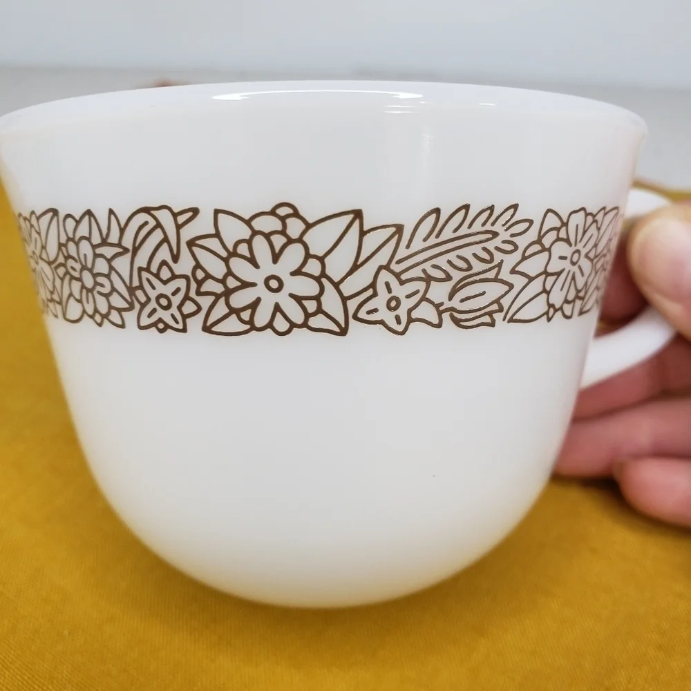 Corning Woodland Print Tea Coffee Cups Cottagecore Grannycore Vintage 1970s